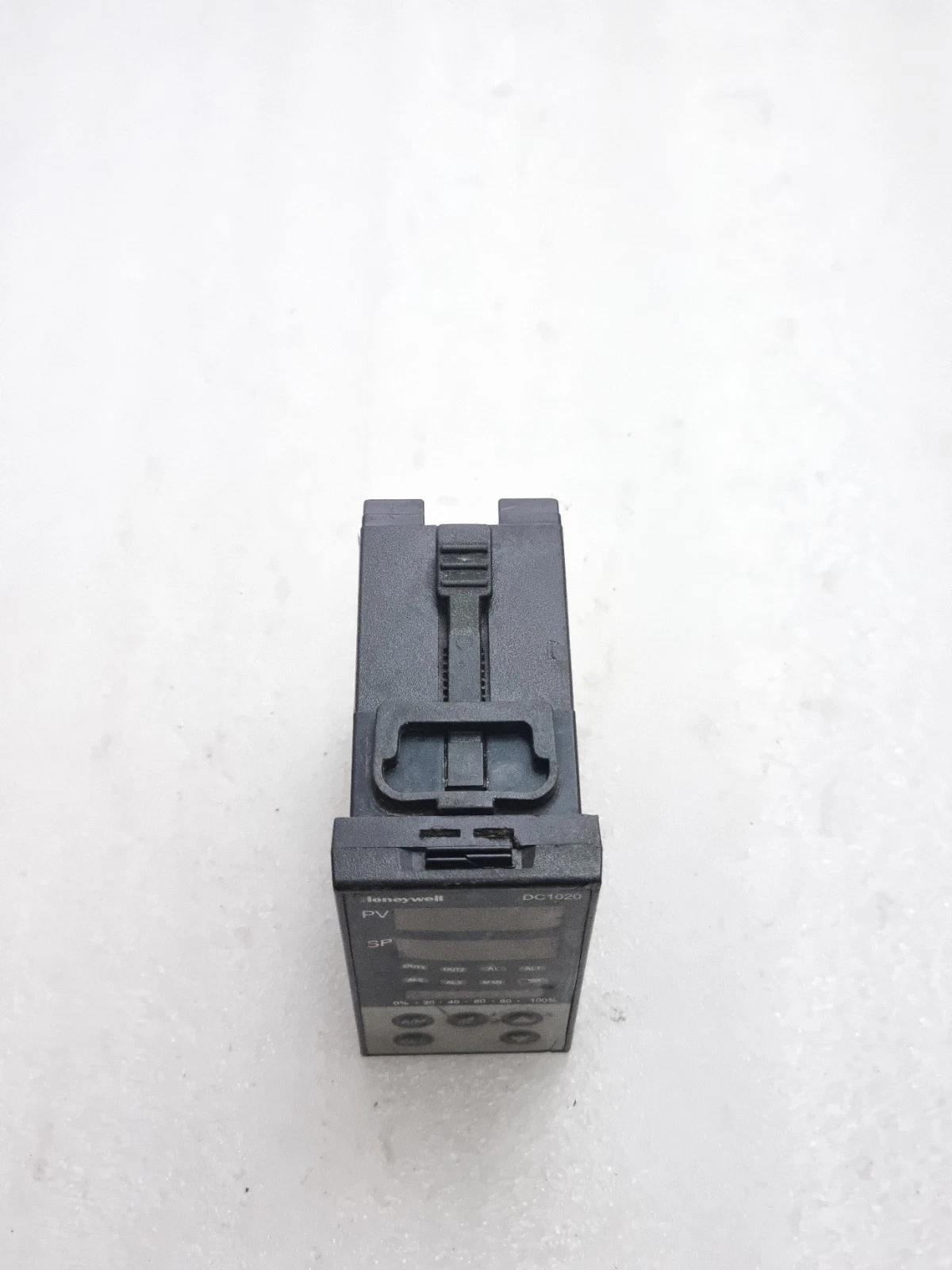Honeywell DC1020CT-31100B-E Temperature Controller DC1020 Ac 85~265V (Used)